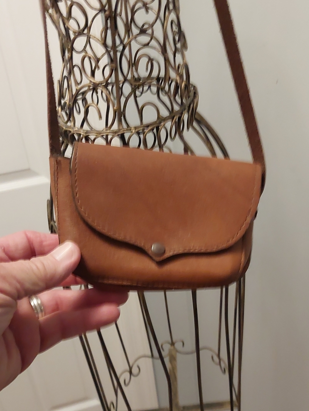 Classic Brown Leather Crossbody Bag